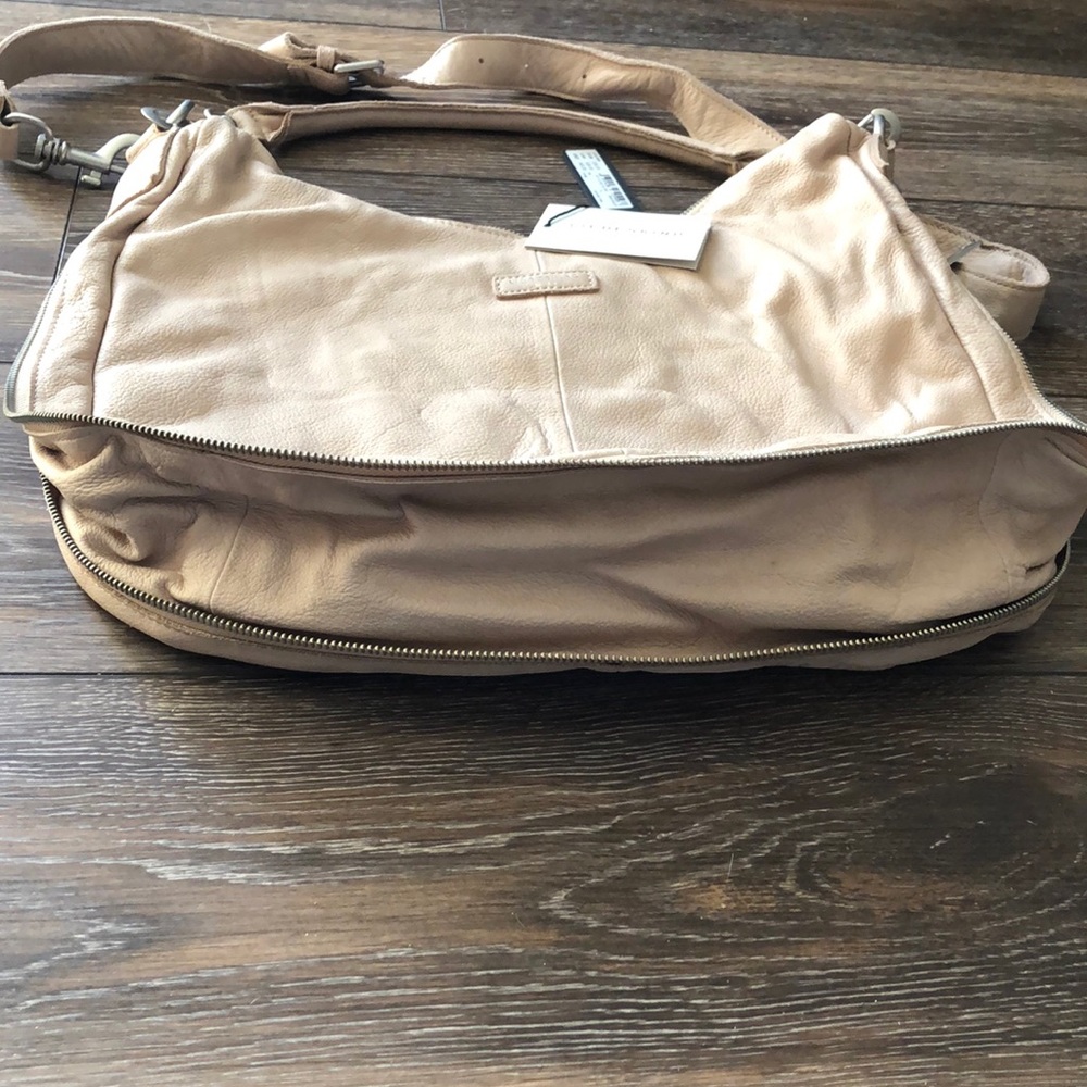 Liebeskind Tan Shoulder Bag - Picture 7 of 14